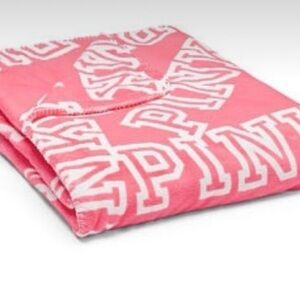 NWOT PINK by Victoria’s Secret Polyester Blanket